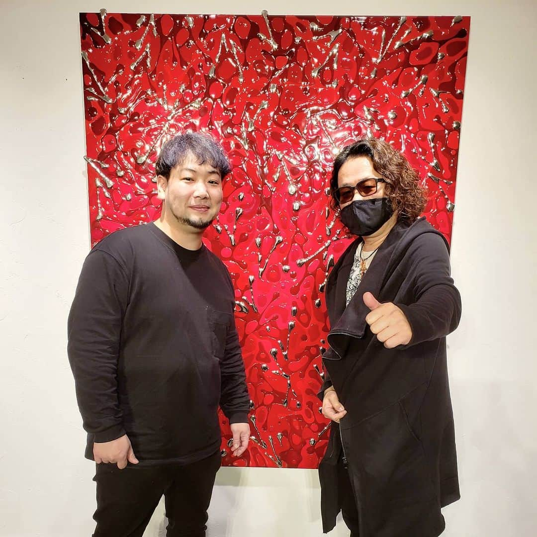 永井利光さんのインスタグラム写真 - (永井利光Instagram)「アーティストShinちゃんのアトリエにお邪魔しました～🎵  素晴らしい作品ばかりで感動！！  @shinsuke_ikeuchi  https://shinsukeikeuchi.com/profile」1月26日 20時00分 - toshi_nagai