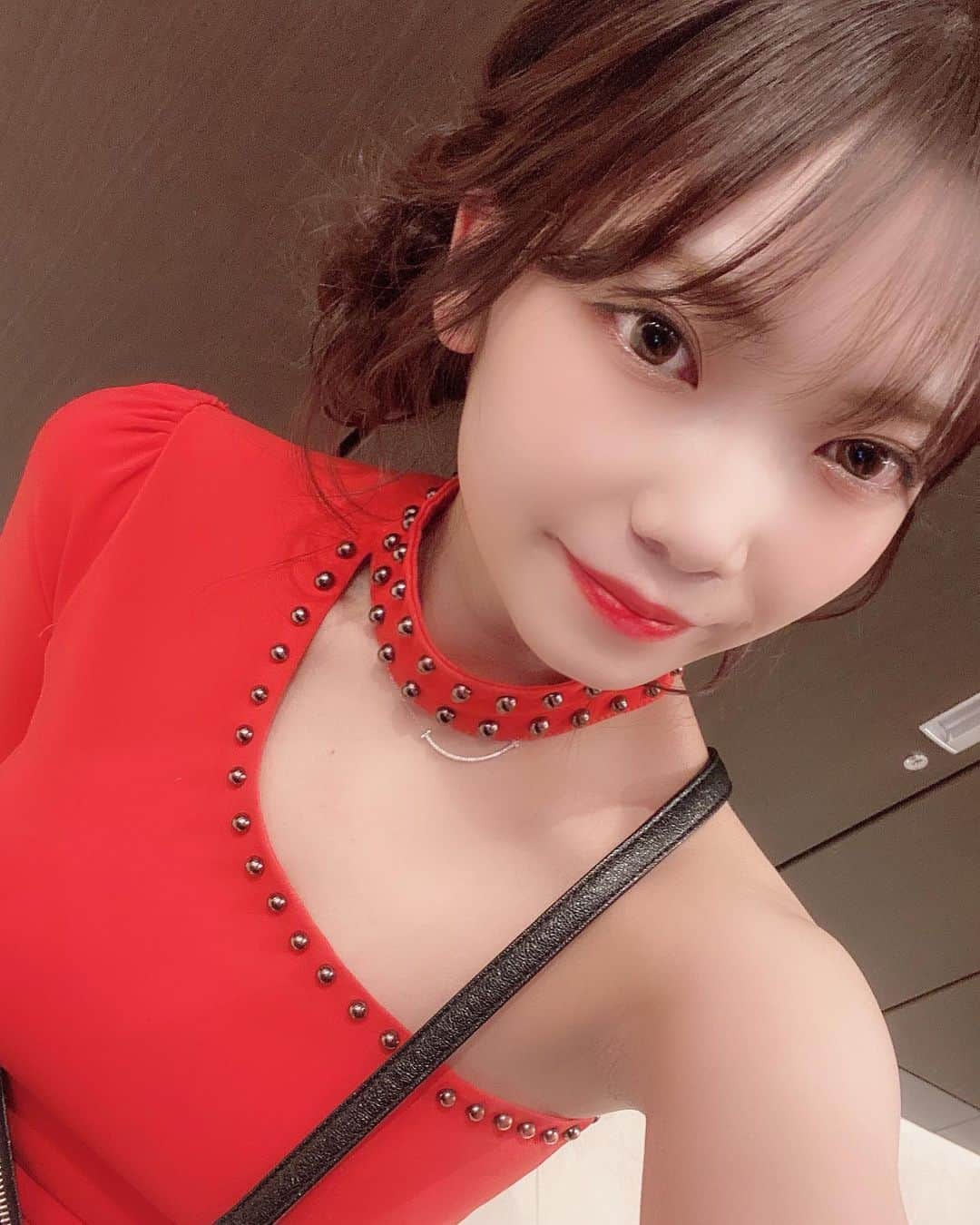 霜月芽衣のインスタグラム：「引っ越そうと思ってたのに 埋まっちゃって 昨日からまた家探ししてます🥺   お正月付近にもたもたしてた自分を憎む。。。🥲」