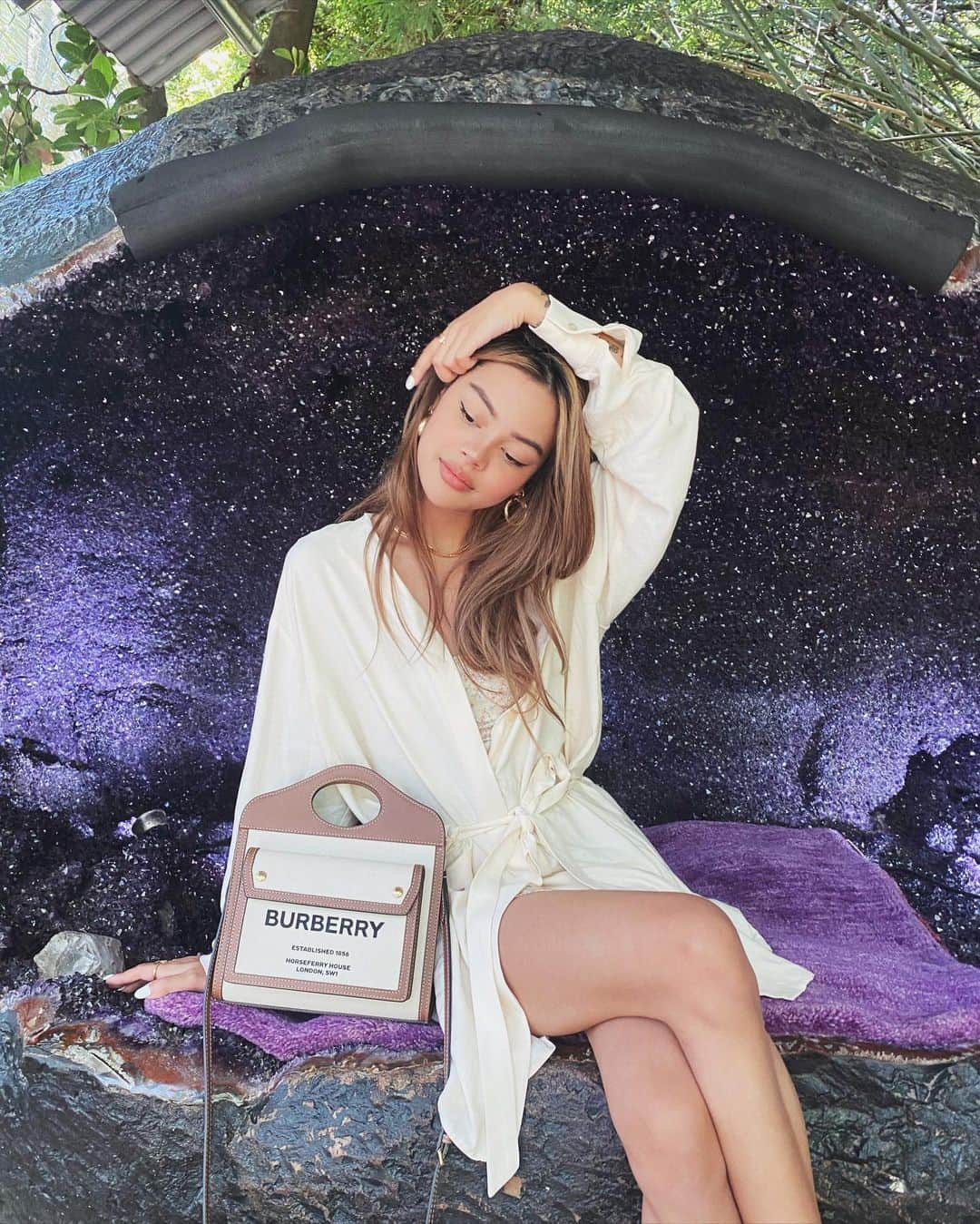 リリーマイマックのインスタグラム：「My spiritual journey is about to begin 🌟 @revolve @lacademie_」