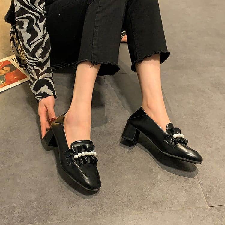 SweetHeart ショップさんのインスタグラム写真 - (SweetHeart ショップInstagram)「パール サンダル クロスフリルサンダル SHS552401  (￥2,680)  新作アイテムか 入荷  #スニーカー #スニーカー女子 #スニーカーコーデ #ガーリーコーデ #フェミニン #大人ガーリー #ガーリー #snidel #プチプラ #プチプラファッション #l4l #プチプラコーデ #夏ファッション #l4f #夏コーデ #ザラジョ#ママファッション #baseec #ザラ #ユニクロ #ジーユー #いいねした人全員フォローする #スナイデル #今日のコーデ」1月26日 21時26分 - sweetheartstore0711