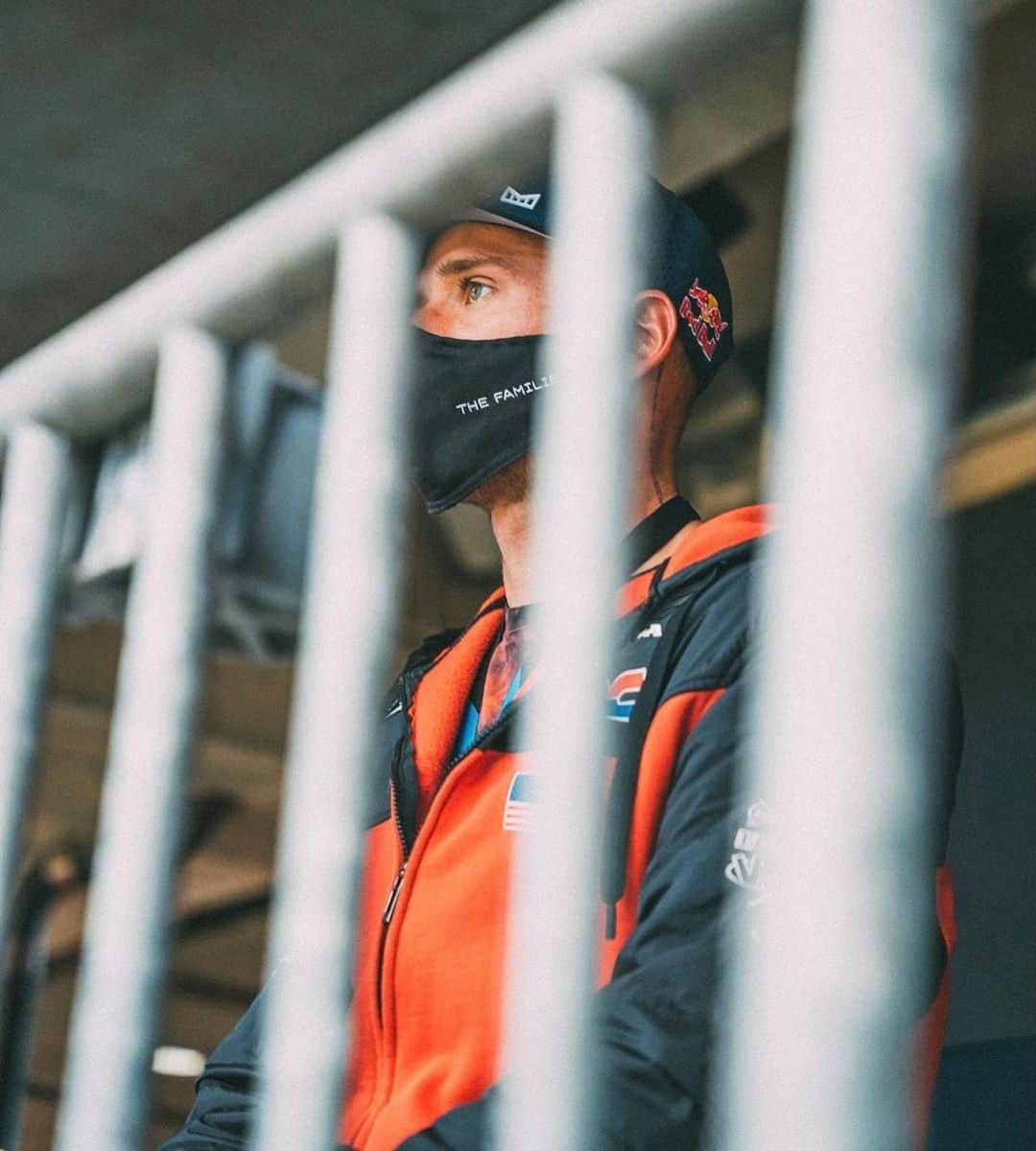 ケン・ロックゼンのインスタグラム：「Enjoying the process 🤗 I sat out the outdoor season but to be back and racing is simply special. I have done it a lot in my life but the adrenaline and the flame that is burning inside of me on race day is still the same as on day 1! Can’t wait to kick off Indy and get behind the gate 🤙🏽」
