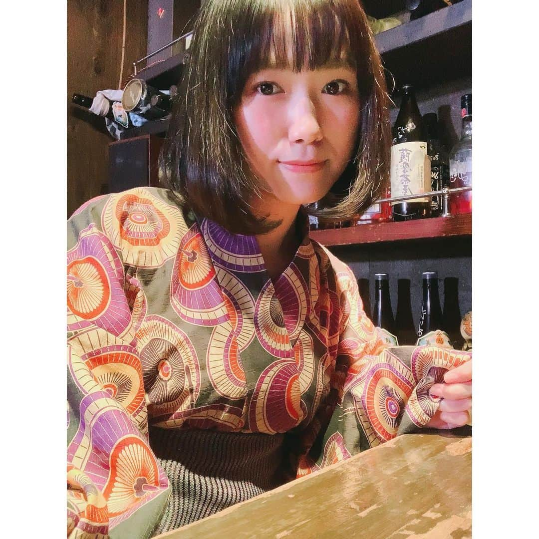 秋乃ゆにさんのインスタグラム写真 - (秋乃ゆにInstagram)「自撮りふぁいと…泣 . 【出演情報】 LINEニュース欄にある、 LINEVISIONにて配信中の 横山翔一監督、林家けい木さんの . 『RAKUGO ASOBI』 . 今回はモフモフ落語です🦊 . にゃんちゃんとたわむれましたありがとうございましたねこもふもふねこ😭🤍🐈 . #RAKUGOASOBI #LINEVISION #らくごあそび #LINE #もふもふ」1月26日 21時43分 - yuniakino