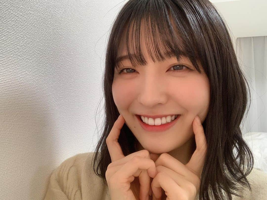 早川聖来さんのインスタグラム写真 - (早川聖来Instagram)「僕は僕を好きになるフラゲ日ですね 明日発売日です。  out of the blueはtypeD 個人pvはtypeC 冊子の写真はtypeB ミーグリで届く通常版 生写真はランダム、、、  #早川聖来#乃木坂46 #僕は僕を好きになる」1月26日 21時47分 - seira_hayakawa