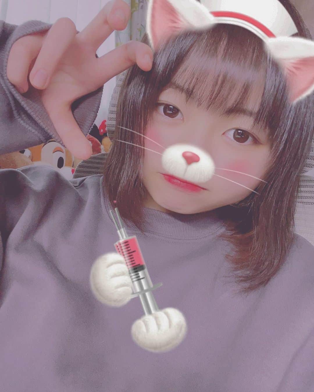 のインスタグラム：「. バカ久々に自撮りしたーよ〜〜〜」