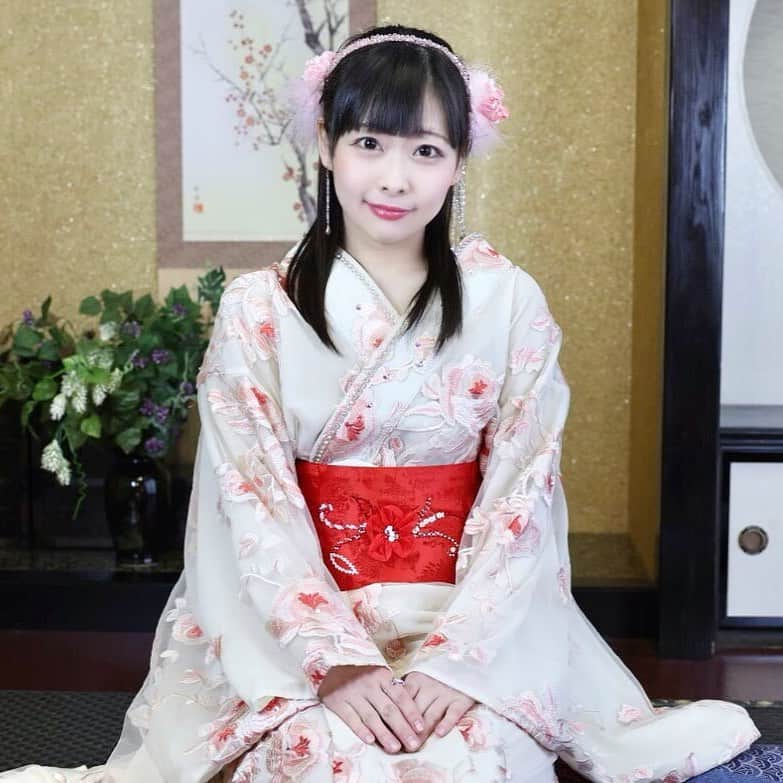原美織さんのインスタグラム写真 - (原美織Instagram)「今年もよろしくね😉💕 #着物 #襦袢 #kimono #ステージ衣装 #お兄ちゃんあのね」1月26日 22時09分 - miori_hara913