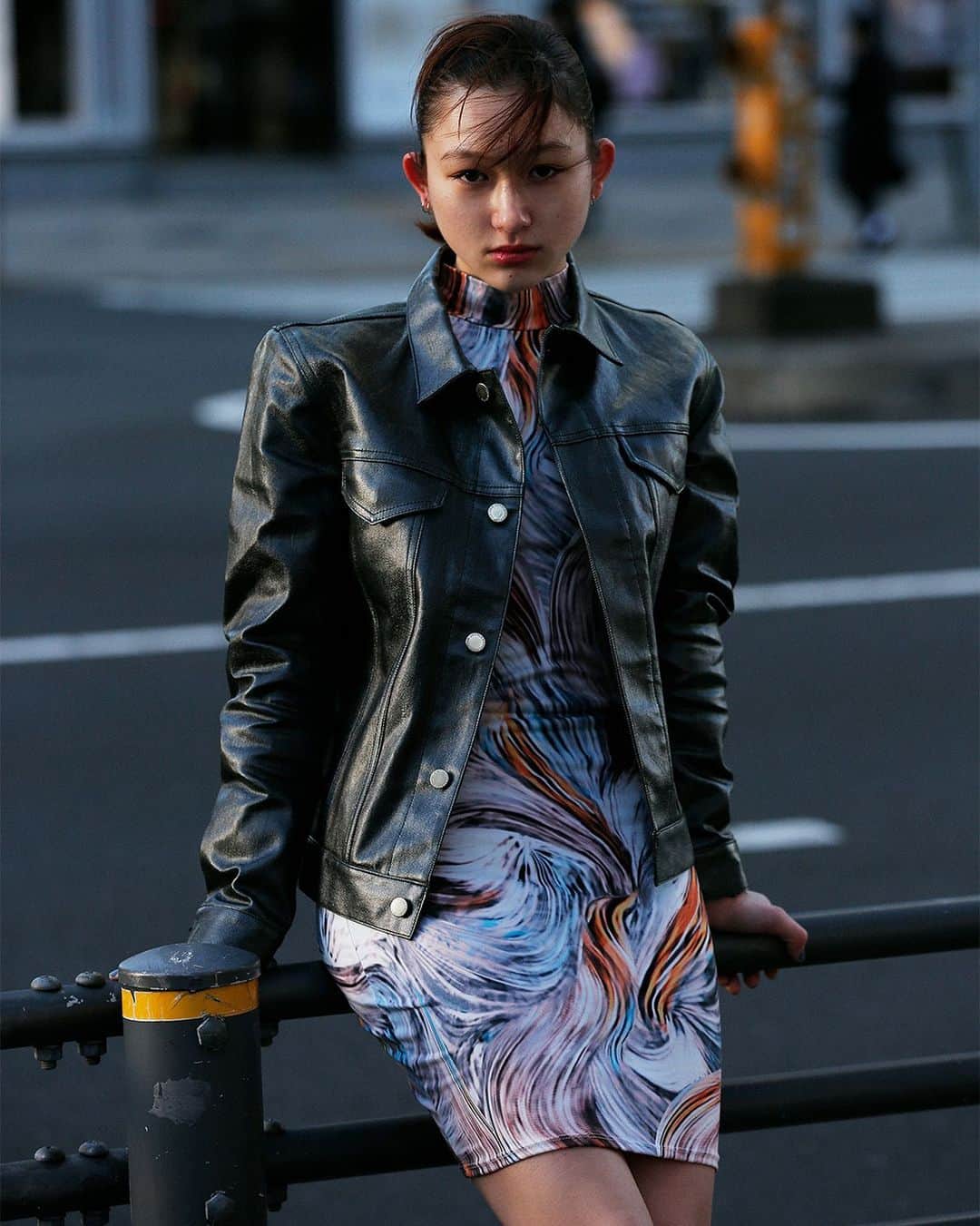 Droptokyoさんのインスタグラム写真 - (DroptokyoInstagram)「TOKYO STREET STYLE Name: @nanami_keyes  Occupation: Model Outer: #JOHNLAWRENCESULLIVAN Dress: #OTOE #streetstyle#droptokyo#tokyo#japan#streetscene#streetfashion#streetwear#streetculture#fashion#ストリートファッション#コーディネート ⁣⁣ Photography: @kyoheihattori」1月26日 22時16分 - drop_tokyo