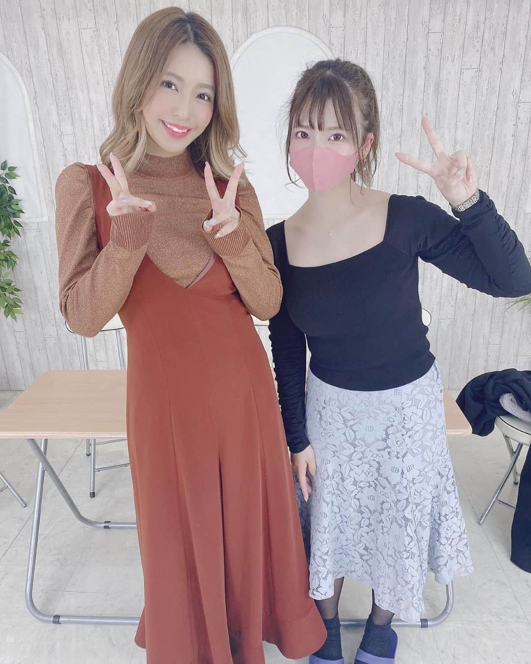 堀江りほのインスタグラム：「橋本梨菜さん💕 会えて嬉しかった🥲🥲🥲  #グラビア」