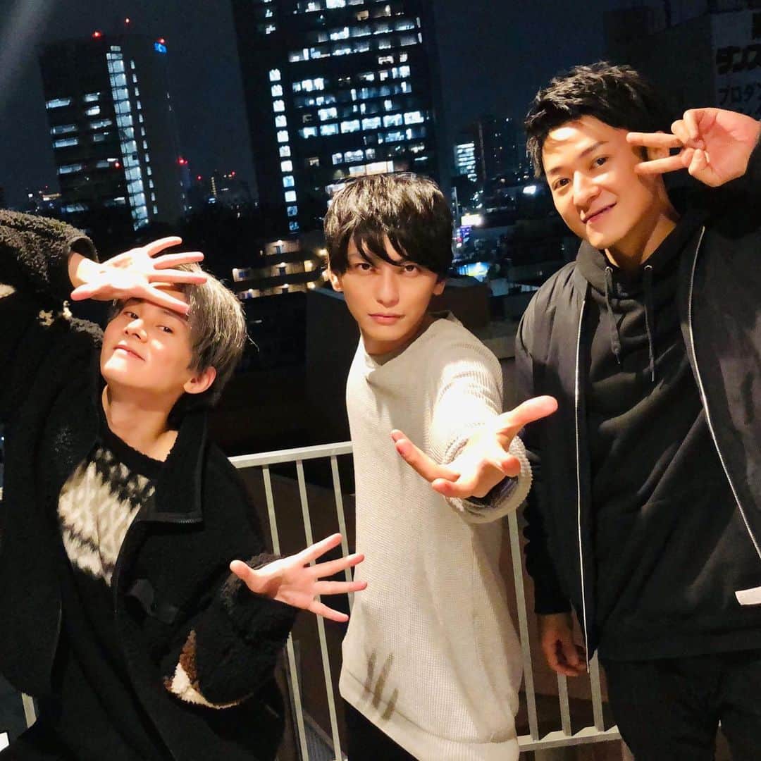 谷内伸也のインスタグラム：「新年一発目 #生搾りーど ご視聴＆コメントありがとうございました🍋  約1ヶ月ぶりの配信はやっぱり楽しかったです！ 次回は2/12(金)是非🌱」