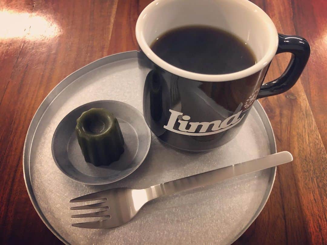 松田愛里さんのインスタグラム写真 - (松田愛里Instagram)「きょうは取材で 久しぶりに さぬき市へ。 立ち寄ったカフェの ランチが美味しかった・・✨  毎日、夕方まで満腹を保つことに全力！ ランチは もりもり主義です💪  先日 立ち寄った、 同僚オススメのコーヒー店☕️もお気に入りです。  基本の感染対策を続けながら 食も楽しみたいですね😌  #青天上カフェ #limacoffee高松 #香川ランチ #香川カフェ」1月26日 22時54分 - matsuda_airi_