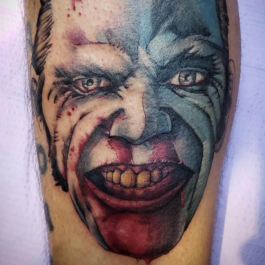 ロブ・ゾンビさんのインスタグラム写真 - (ロブ・ゾンビInstagram)「TATTOO TUESDAY!!!! If you see your tattoo tell us in the comments . #robzombie #tattootuesday #sherimoonzombie #houseof1000corpses #halloween #doomhead #jeffdanielphillips #3fromhell #31 #sidhaig #billmoseley」1月26日 23時03分 - robzombieofficial