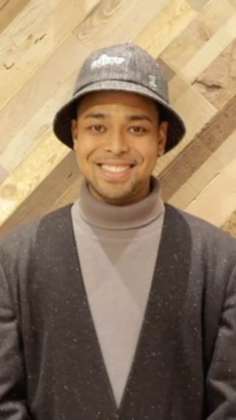 NESMITHのインスタグラム：「いよいよ情報解禁です✨ 僕が地元熊本でやらせていただいている音楽番組「NES-FES.」‼️ この番組から生まれた HIGO-UTAプロジェクト‼️ プロジェクト内で昨年、僕NESMITHと熊本出身のLeola、中田裕二さんの３人で制作した 「さるこうよ」 という楽曲のMVフルバージョンがいよいよ １月３１日の１９時に解禁されることが決定しました😆✨‼️‼️ 歌詞の中で描かれている熊本の街並みを、今の熊本の空気感を感じることができる内容です‼️  そしてこの「さるこうよ」の制作過程を追った特番を昨年末にTKU(テレビ熊本)さんで放送していただいたんですが、 その特別番組が２月１日より TVer と FODさんで配信していただけることも決定致しました✨‼️ 熊本県外の方にもこの曲が届くことが本当に嬉しいですし、沢山の方に見ていただきたいです✨‼️ ２週間はそれぞれのページで無料で見れますのでぜひご覧ください🎉✨ #EXILE #NESFES #さるこうよ #Leola #中田裕二 さん #FOD #TVer #ぜひご覧ください」