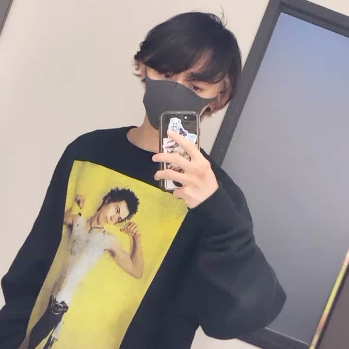 大原海輝のインスタグラム：「#メンズインナーカラー 流行ればいいのに。」