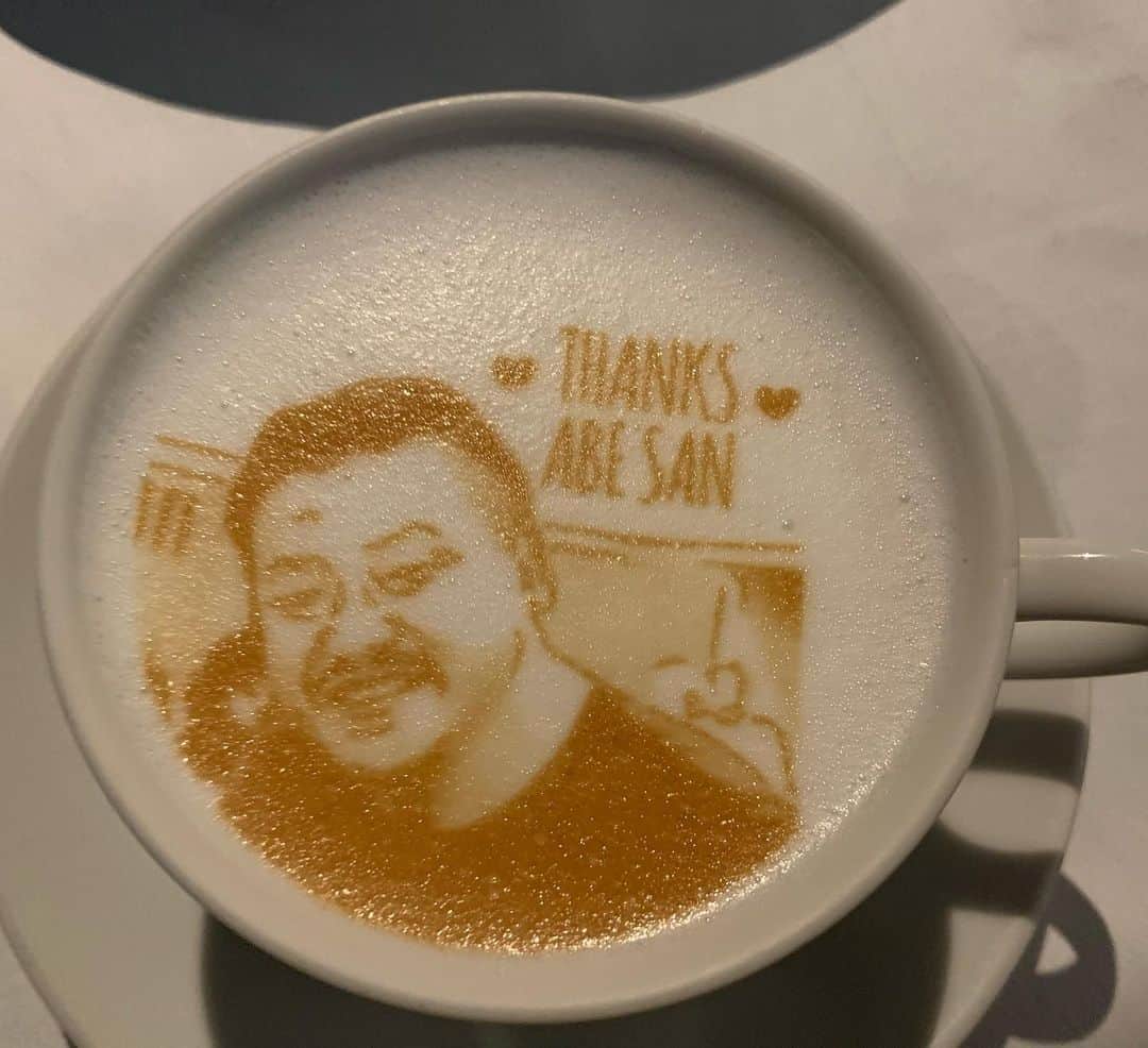 阿部裕幸さんのインスタグラム写真 - (阿部裕幸Instagram)「こんなの作ってもらった😊  Latte art, I got this made  #ラテアート #abeani」1月26日 23時55分 - abeani111