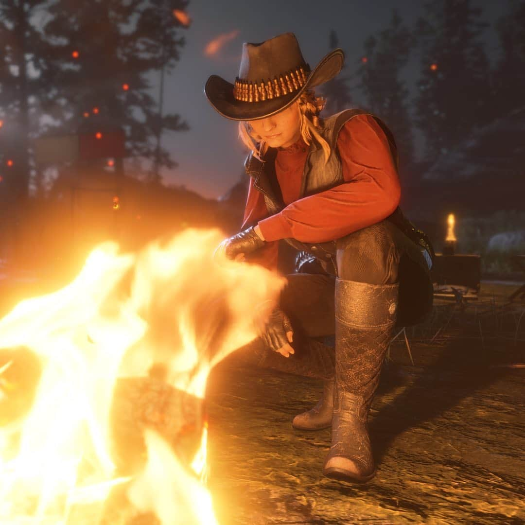 ロックスター・ゲームズさんのインスタグラム写真 - (ロックスター・ゲームズInstagram)「This week is all about Red Dead Online’s makers: the cooks and chemists who aren’t afraid to experiment and improvise, and the hunters tracking game across miles of perilous terrain.  Craft any item at a Campfire to receive 3 Collectibles to trade with Madam Nazar. Crafting anything in Gus’ Store, meanwhile, to bag Rewards and Offers good for a Free Hat and half off any pair of Boots. Purchasing any Pamphlet will land you a Treasure Map that will you to a veritable haul.  Jump in to play Red Dead Online between today and February 1st to be rewarded with 5X Gun Oil and 50 Small Game Arrows to help you out in the wilds.  Visit the link in our bio to learn more at the Rockstar Newswire.」1月27日 0時02分 - rockstargames