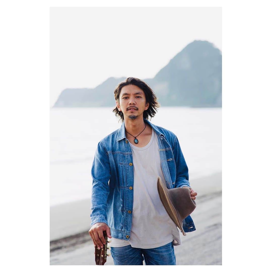 Caravanのインスタグラム：「2021.01.27  みんな元気にしてますか？  ライブがこんなにも遠い日々。  一つ一つのアクションが  こんなにも重みを持つ毎日。  それはそれで幸せなのかも。  刻みつけるように今日も。  photo by @fumihiko_ikemoto」