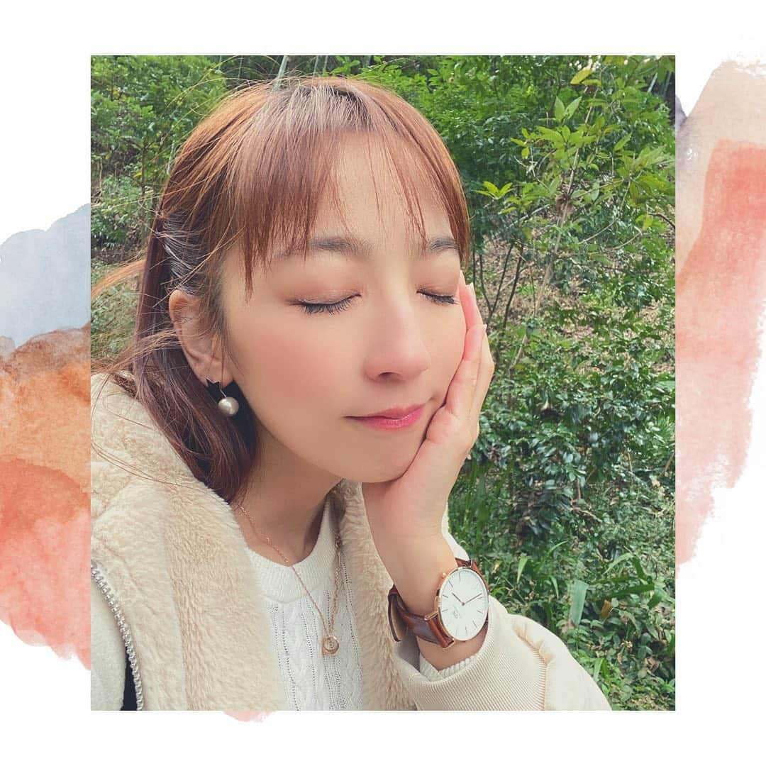 谷口あかりさんのインスタグラム写真 - (谷口あかりInstagram)「﻿ ﻿ ﻿ お仕事の撮影で行った先が﻿ 心地よすぎて﻿ ﻿ ﻿ ﻿ 人がいなかったので﻿ マスク外して﻿ 深呼吸(´ε｀ )♥﻿ ﻿ ﻿ ﻿ ほっとする時間﻿ ﻿ ﻿ ﻿ Smile with Me♥﻿ ﻿ ﻿ ﻿ ﻿ *☼*―――――*☼*―――――*☼*――――*☼*﻿ ﻿ シャッキリにも﻿ ナチュラルにも馴染む﻿ 時計は ⇒ @danielwellington  ﻿ ★1月28日からDWバレンタイン キャンペーンがスタート﻿ ★2点以上お買い上げで10％OFF﻿ ★15％OFFクーポンコード【15akari】の併用でさらにお得﻿ ﻿ ﻿ ―✽+†+✽――✽+†+✽――✽+†+✽――✽+†+✽ ―﻿ ﻿  #ダニエルウェリントン　#DWニューイヤー #時計 #時計好き #おしゃれ #Fashon #コーディネート #シンプル #散歩 #自然 #深呼吸﻿ #japan #tokyo #Smile #女優 #劇団四季 #ミュージカル #一茶企画 #モデル #model  #ポートレートモデル  #instaportrait  #instapic #インフルエンサー  #インスタグラマー  #influencer #サロンモデル  #Instagrammer ﻿」1月27日 11時02分 - akari.taniguchi