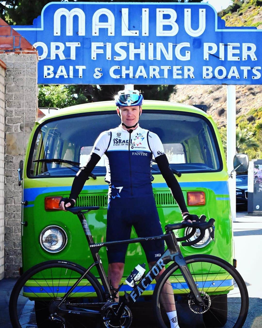 クリス・フルームのインスタグラム：「Gone fishing 🎣 📸 @veloimages」