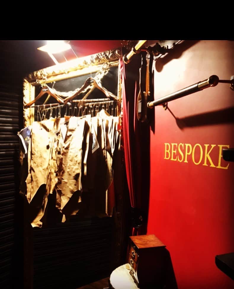 サー トム ベイカーさんのインスタグラム写真 - (サー トム ベイカーInstagram)「Templates awaiting their  call up. Kinda like being in a reserve sartorial army!」1月27日 1時59分 - sirtombaker