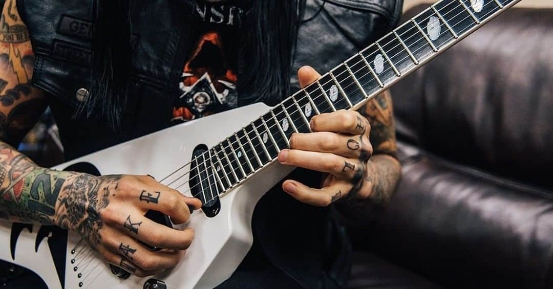 Queensrycheさんのインスタグラム写真 - (QueensrycheInstagram)「Parker warming up prior to our show at Clearwater Casino in Suquamish, WA (photo credit Savoia Concert & Event Photography) #queensryche #washington #parkerlundgren #takehold #tattoos #guitarist #guitarplayer #backupvocalist #talentedmusician #guitarteacher #bamf #caparisonguitars #wemissourrychers」1月27日 2時15分 - queensrycheofficial