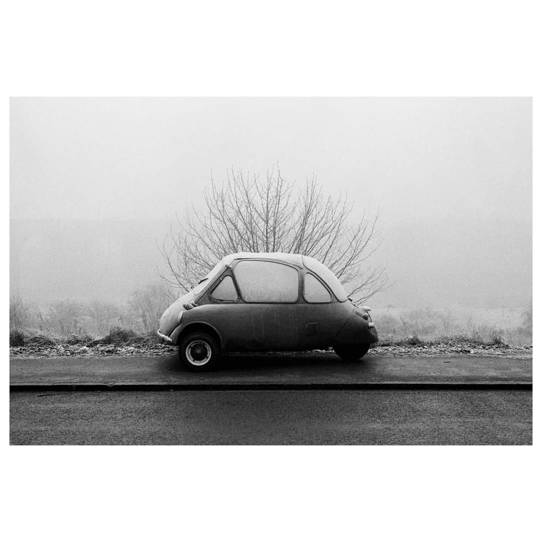 Magnum Photosさんのインスタグラム写真 - (Magnum PhotosInstagram)「From 'Bad Weather'. Elland. England. GB. December. 1978.⁠ .⁠ © @martinparrstudio/#MagnumPhotos」1月27日 3時02分 - magnumphotos