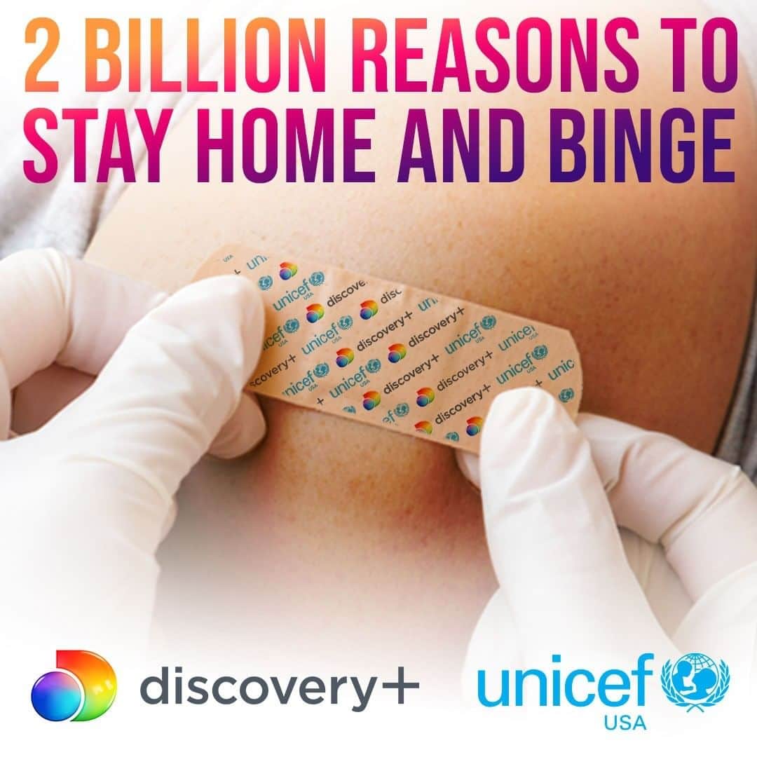 デイヴィッド・ドゥカヴニーのインスタグラム：「@discoveryplus is supporting @UNICEFUSA! Stream what you love & help save lives—purchase a subscription to @discoveryplus before 4/19 & they will donate $1 to #UNICEFUSA to help deliver #COVID19 vaccines to frontline workers & those at risk.   www.discoveryplus.com/unicef」