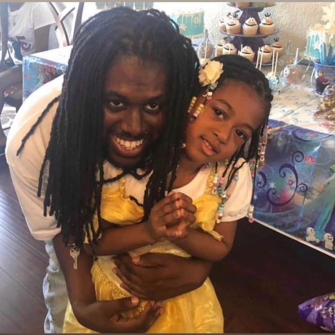 デイミアン・リラードのインスタグラム：「Rest Easy cuzzo... shit hurt bra 🙏🏽」