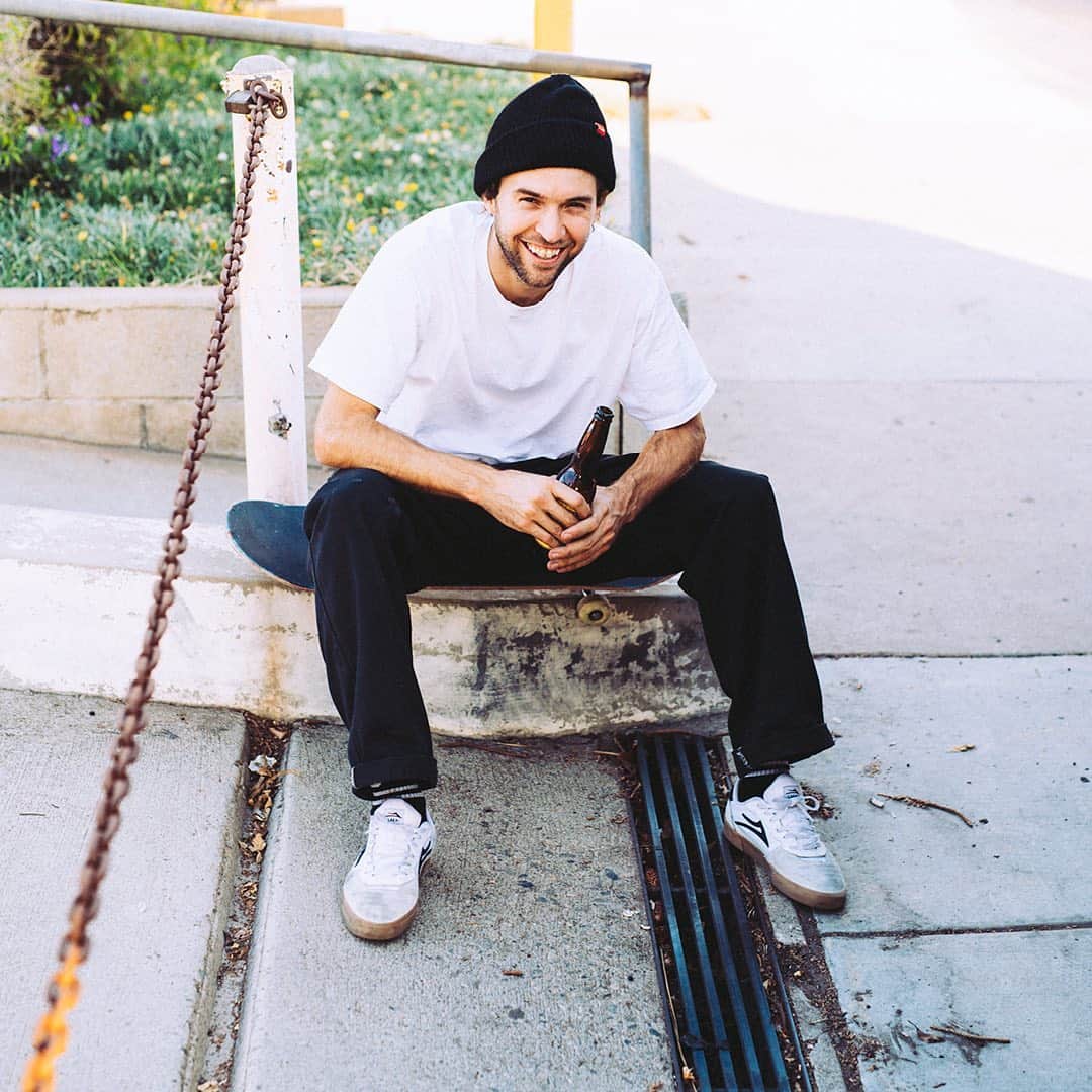 のインスタグラム：「@james_capps in the White/Black Suede Cambridge 👉 Link in bio Photo by @alex_papke  #Lakai #TheShoesWeSkate」