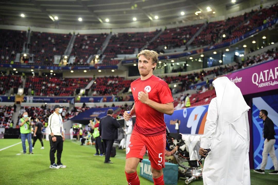 マルク・ムニエッサのインスタグラム：「Ready to start the Emir Cup 2021 🏆🔴⚪️💪🏼 @alarabi_club」
