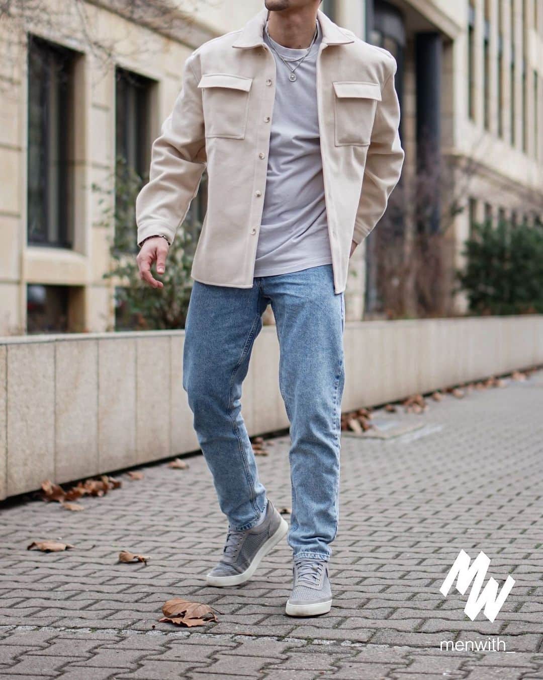 Men Withのインスタグラム：「Very nice outfit worn by our dear friend @whoismarkuss 👌🏽 #menwithstreetstyle」