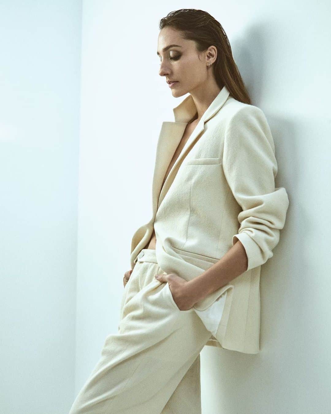 ドロテ・ジルベールのインスタグラム：「Portrait de @arnolamphoto @albane.cleret  Hair & makeup : @harold_james  . #albanecleretimageagency」