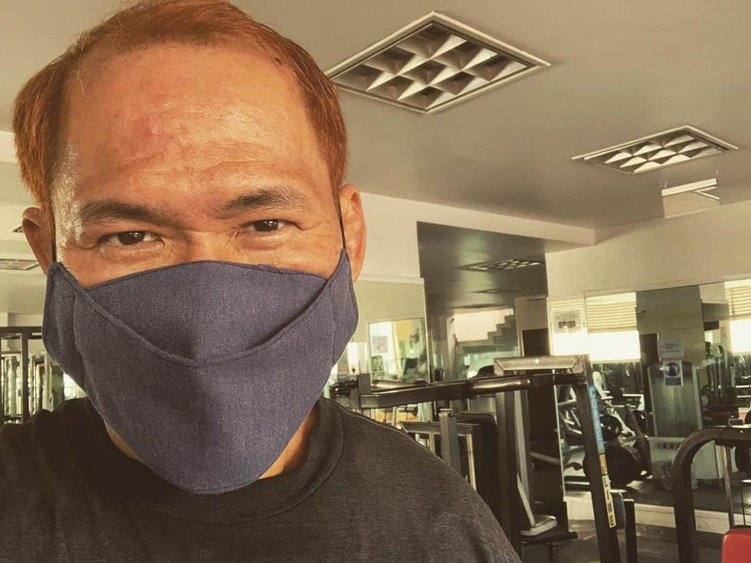 奥村茂雄さんのインスタグラム写真 - (奥村茂雄Instagram)「Con todo 💪 - - #usacubrebocas #training #okumura #tifondeosaka #embajadoresdelmal」1月27日 4時29分 - okumuracmll