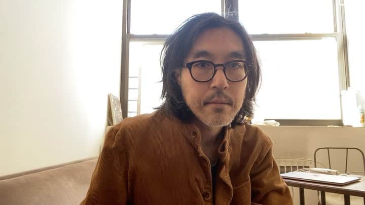 ケンゾーミナミのインスタグラム：「Recording A Message For A Friend. (🔇No Sound Ver.) January 2021.  友人へのメッセージの録画 (🔇無音版) 2021年1月。」