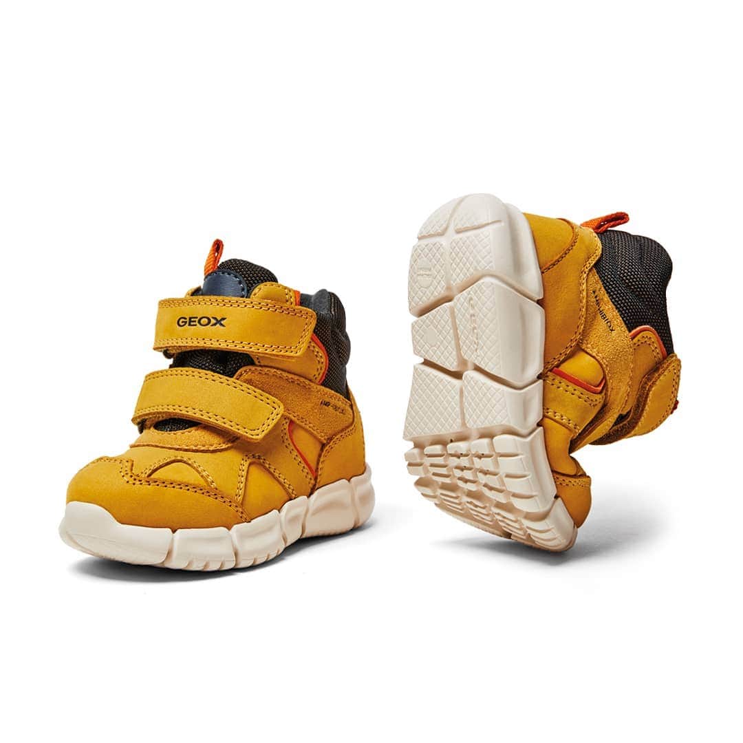ジェオックスのインスタグラム：「Baby steps turn into giant leaps with Flexyper ABX.  ​ ​ ​#geox #geoxshoes #ExpressYourWorlds」