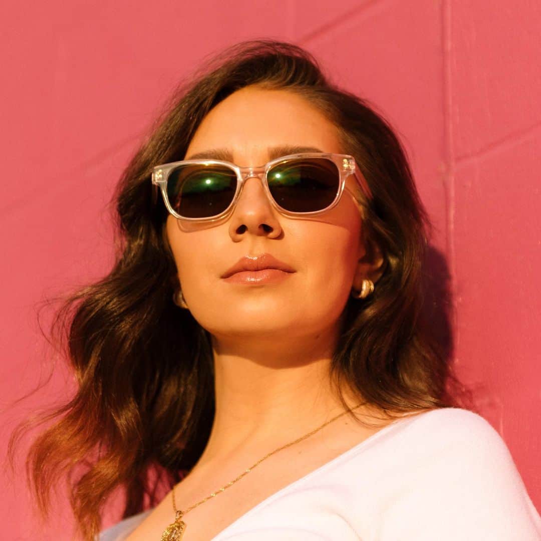 JINSのインスタグラム：「Our FREE Polarized Lens upgrades promo expires in 2️⃣ days! Pick any frame and add $0 Polarized lenses (normally $120) before this special offer is gone 😎 Ends 1/28 11:59pm PST」