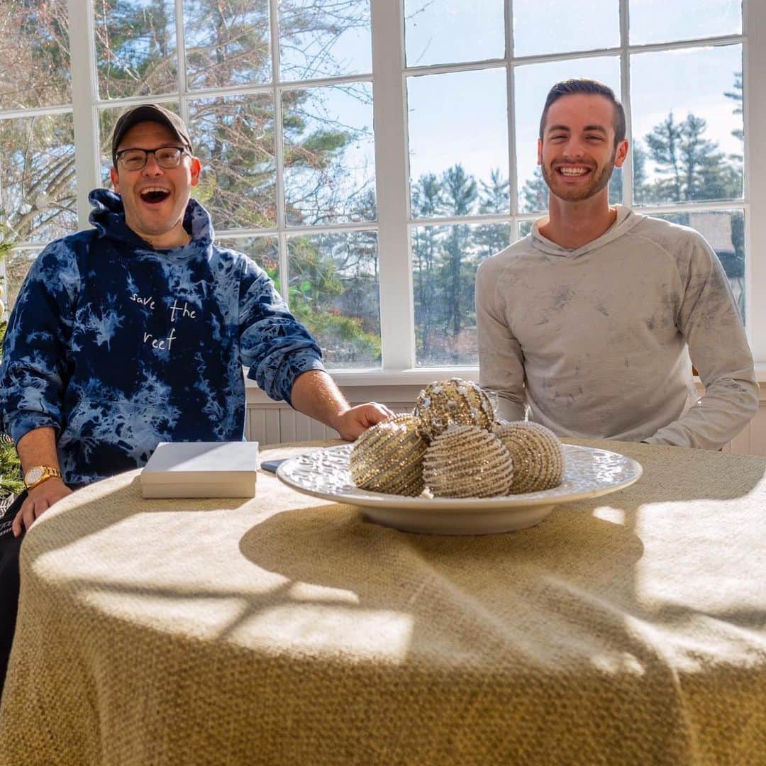 ティモシー・サイクスのインスタグラム：「Congratulations to @kyle_cwilliams for being my latest student to pass $1 million in trading profits today thanks to his dip buys on ‪$OZSC‬ ‪$AITX‬ after starting with just $6,000 back in 2016! He’s my latest seven-figure ‪trading challenge student, click the link in my bio to apply if you’re dedicated, but understand that it’s not just about the money here, he’s also self-sufficient now because studied and worked sooooo hard to achieve this milestone and he’s still only in his early 20s so I cannot wait to see what else he can accomplish over the years! Congratulations again Kyle, keep up the incredible work and remember to stay humble! #proudteachermoment #bigmilestone #proudteacher #milestone #honoraryjew」