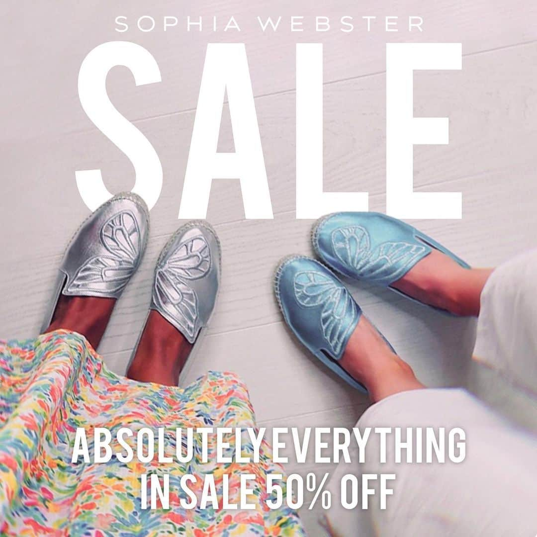 SOPHIA WEBSTERさんのインスタグラム写真 - (SOPHIA WEBSTERInstagram)「Tuesday treat?! 🛍👀 The Sophia Webster sale is on and everything is up to 50% off!⁣ 👠🙌👛⁣ ⁣⁣ #SophiaWebster #SophiaWebsterSale⁣⁣ #Sale」1月27日 5時57分 - sophiawebster