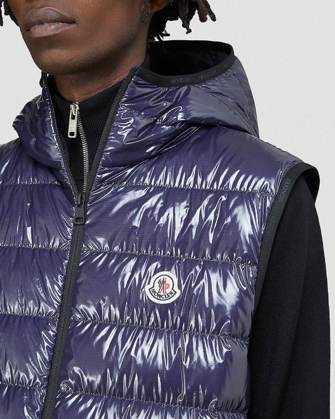 エルエヌシーシーのインスタグラム：「Filled with lightweight down feathers, Moncler's Lappe Gilet is the perfect item of clothing for added warmth this winter. Explore the latest outerwear from Moncler online at LN-CC. @moncler」