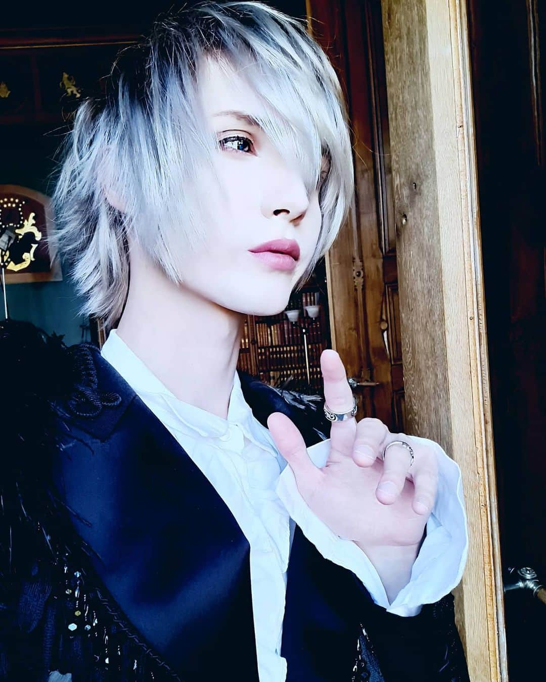 YOHIOさんのインスタグラム写真 - (YOHIOInstagram)「.」1月27日 6時56分 - yohio