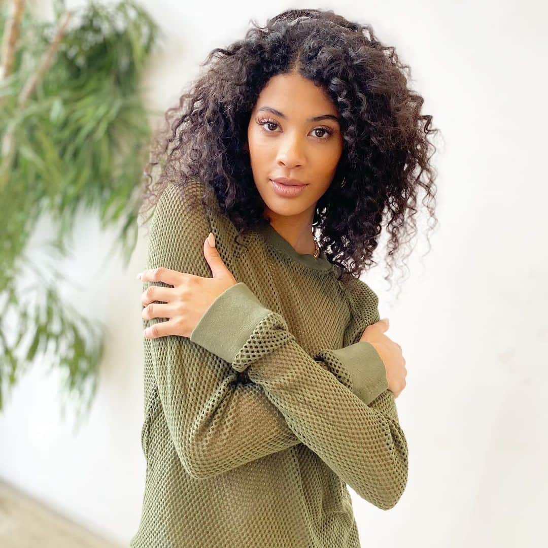 エルエーメイドのインスタグラム：「!!! #comingsoon : spring 21 with fresh new colors, patterns, and romantic details ✨」