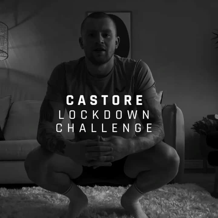 アダム・ピーティのインスタグラム：「Turn 40 seconds of mountain climbers into £250 worth of Castore vouchers by taking part in my Lockdown Challenge. I managed 143, now it’s your turn to show Castore whatyou’ve got.   To be in with a shout, share your video, tag @castore_sportswear and be sure to use the hashtags below.  Entries close this Friday at 9pm so head over to Castore now to see the full video! #castorelockdownchallenge  #betterneverstops」