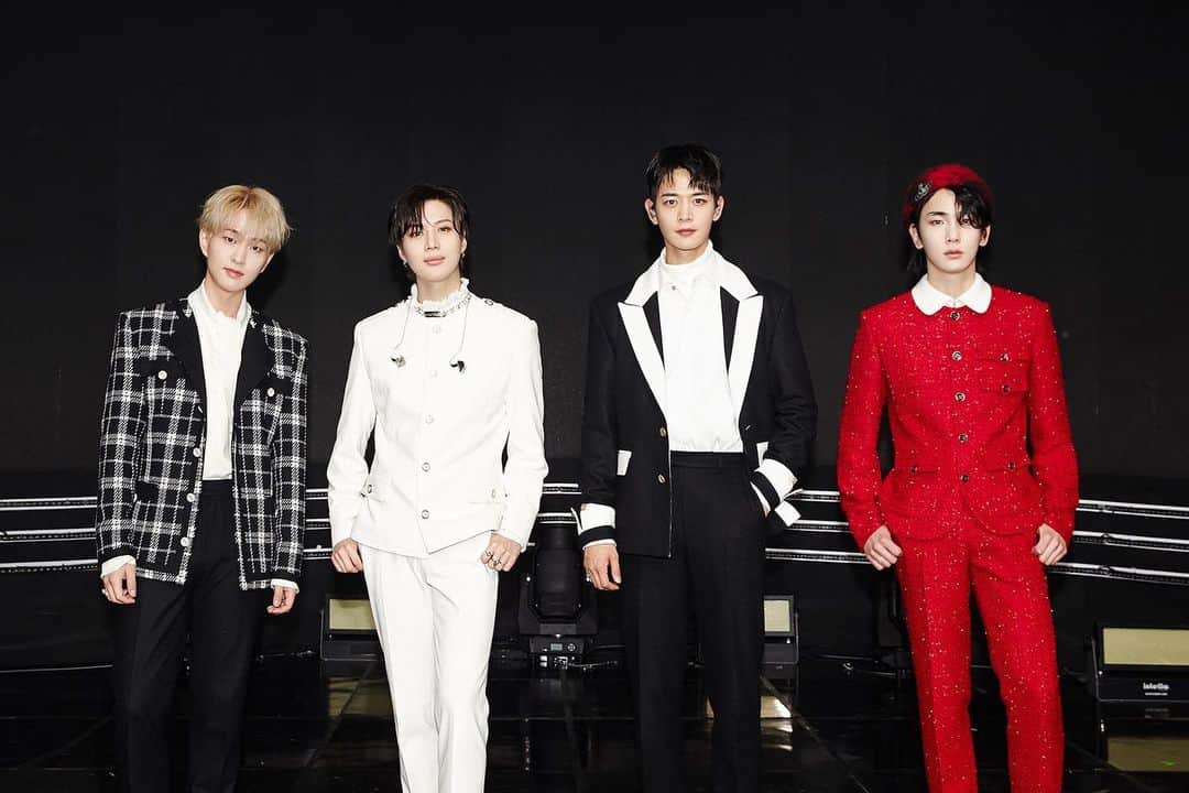 SHINeeのインスタグラム：「. “SHINee is Back”💎 カムバックを宣言したSHINeeが、1/31(日)19時よりYouTubeおよびNAVER V LIVEのSHINeeチャンネルを通して、無料で観ることができるスペシャルライブ「The Ringtone: SHINee is Back」を開催することが決定！ お見逃しなく！ #SHINee #VLIVE #YOUTUBE」