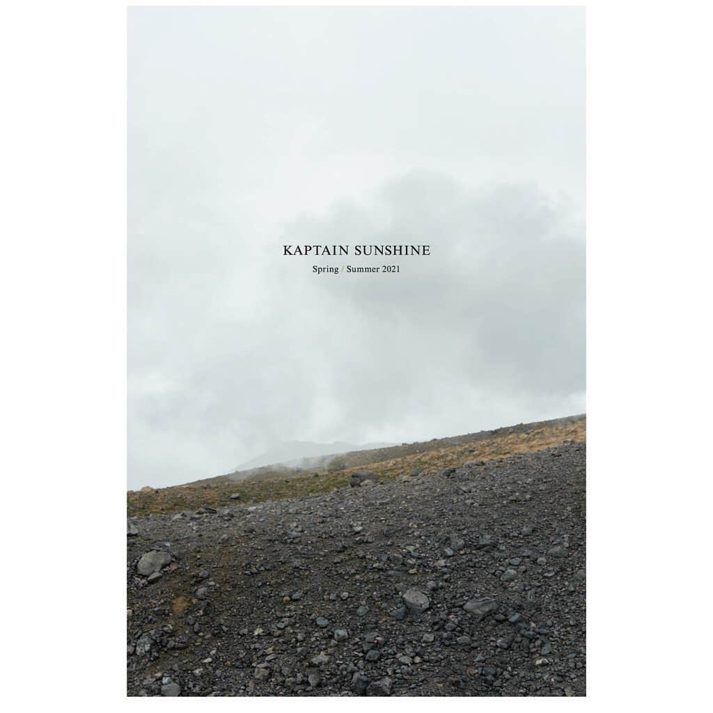 キャプテン サンシャインのインスタグラム：「kaptainsunshine Spring/Summer 2021 LOOK BOOKをHPにて公開しております。是非ご覧ください。 Our Spring Summer 2021 LOOK BOOK have been updated.Visit our website for more information #kaptainsunshine #SS21」