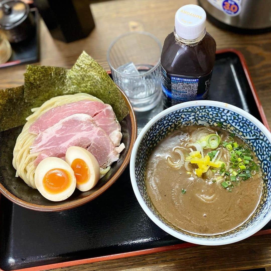 新山大さんのインスタグラム写真 - (新山大Instagram)「うんめえ！最高！飲み干す！ 食べ終わった瞬間にもうまた食べたくなっている。 おそろしいつけ麺だ！ ご馳走様でした😋 #えん藤 #八戸 #つけ麺 #八戸ランチ #二月は煮干し専門店になるそうです #気になる #行ってみよう #麺スタグラム」1月27日 12時48分 - dai_niiyama