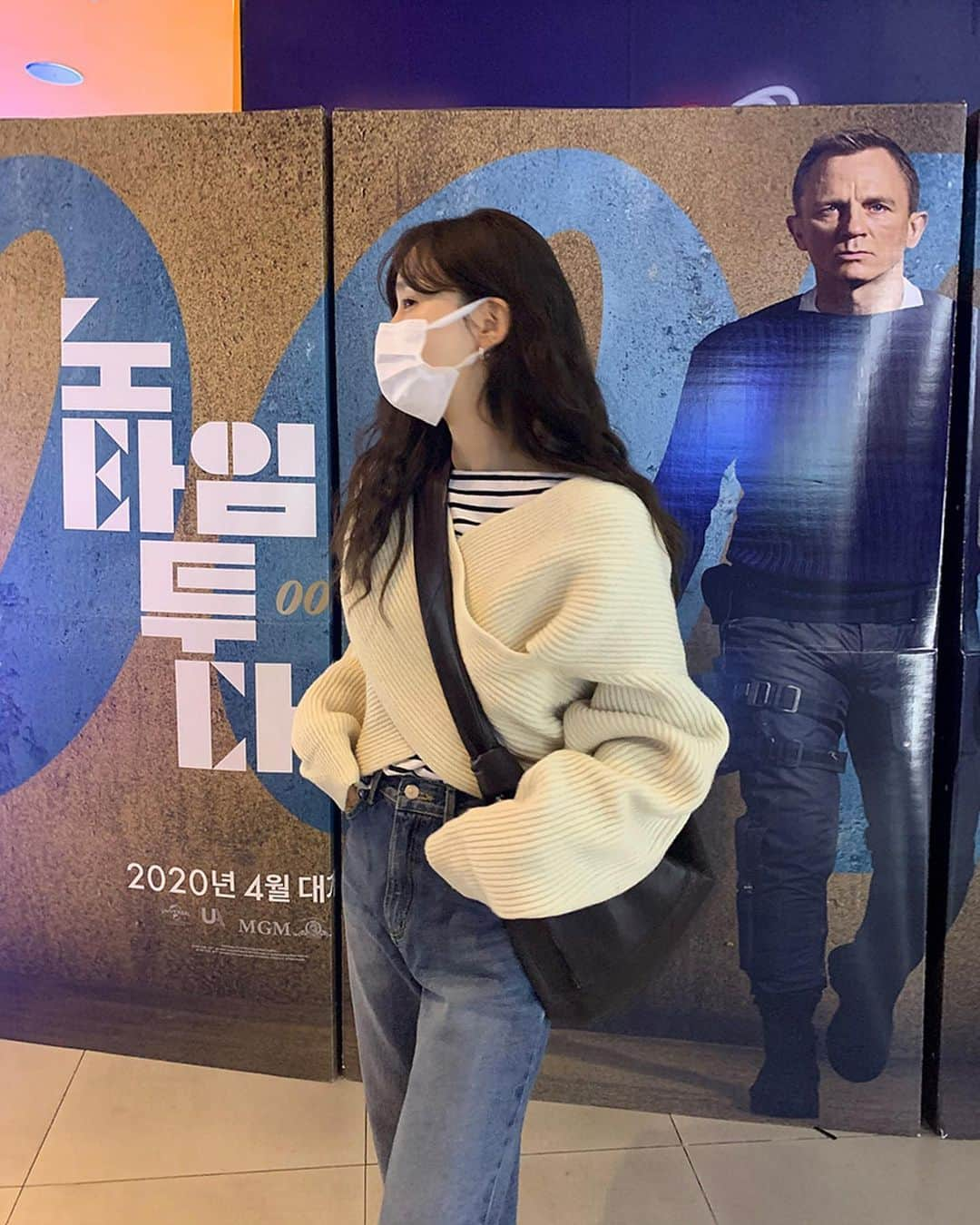 nanaさんのインスタグラム写真 - (nanaInstagram)「요즘 참말 좋아하는 팬츠! 내일 드디어 업뎃되어요🤎」1月27日 13時23分 - luv__ribbon