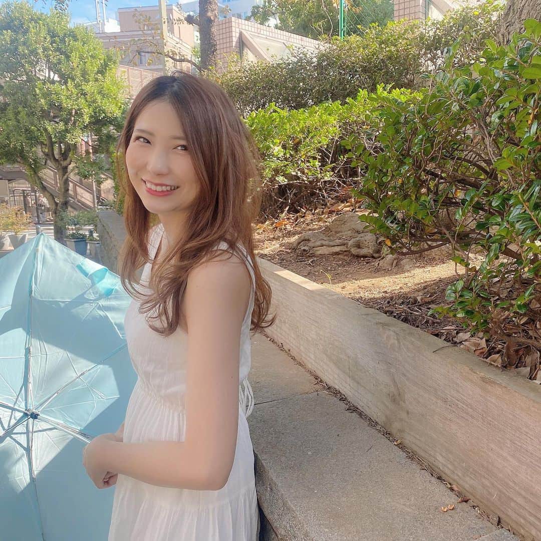 藍澤慶子のインスタグラム：「おはよん♡おそよん♡ #女優も自画撮り #actress #model #japanese #二の腕 #カレンダー撮影 #ぽりこぴー」