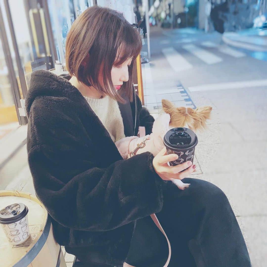 黒川沙良のインスタグラム：「ねーねーねー💜来月ハッピーなニュースが発表出来そうだよ😍ふふふ❤️❤️楽しみにしててね🤍🤍🤍」