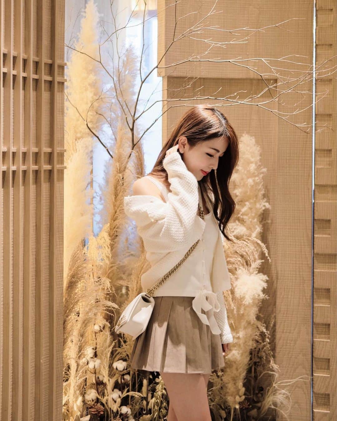 Vivi Tamのインスタグラム：「聽說80%女生都喜歡這顏色🌾」