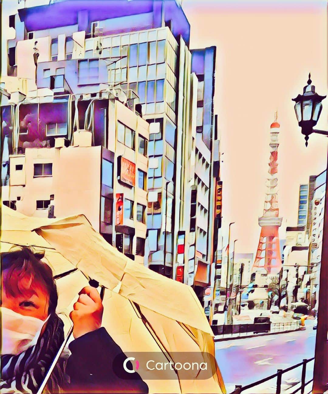 有坂美香のインスタグラム：「2021年初の🗼 先日2週間ぶりの都内。  #東京タワー #港区 #港区観光大使  #concreatjungle  #lesson #vocallesson #cartoona」