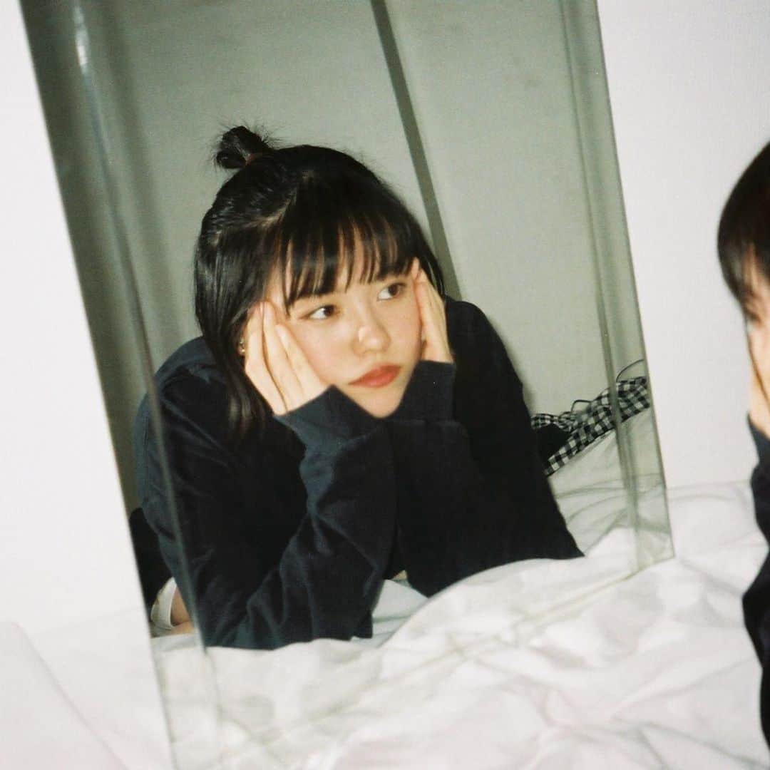 志田彩良のインスタグラム：「今日友達が送ってくれた現像ほやほや写真🎞」