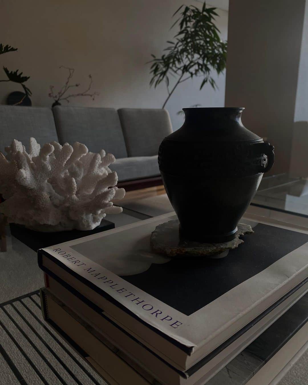 黒石奈央子さんのインスタグラム写真 - (黒石奈央子Instagram)「たまに、お部屋の模様替えしたくなるよね。  インテリアの、旅に出たいな🤔  #interior#インテリアデザイン」1月27日 14時54分 - blackstone705